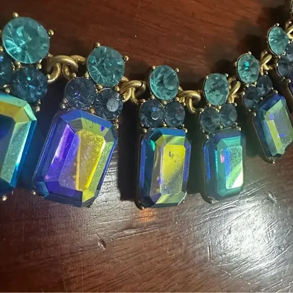 J. Crew Rare Brûlée Iridescent Blue Teal Crystal Gem Statement Necklace * flaw - Picture 11 of 16